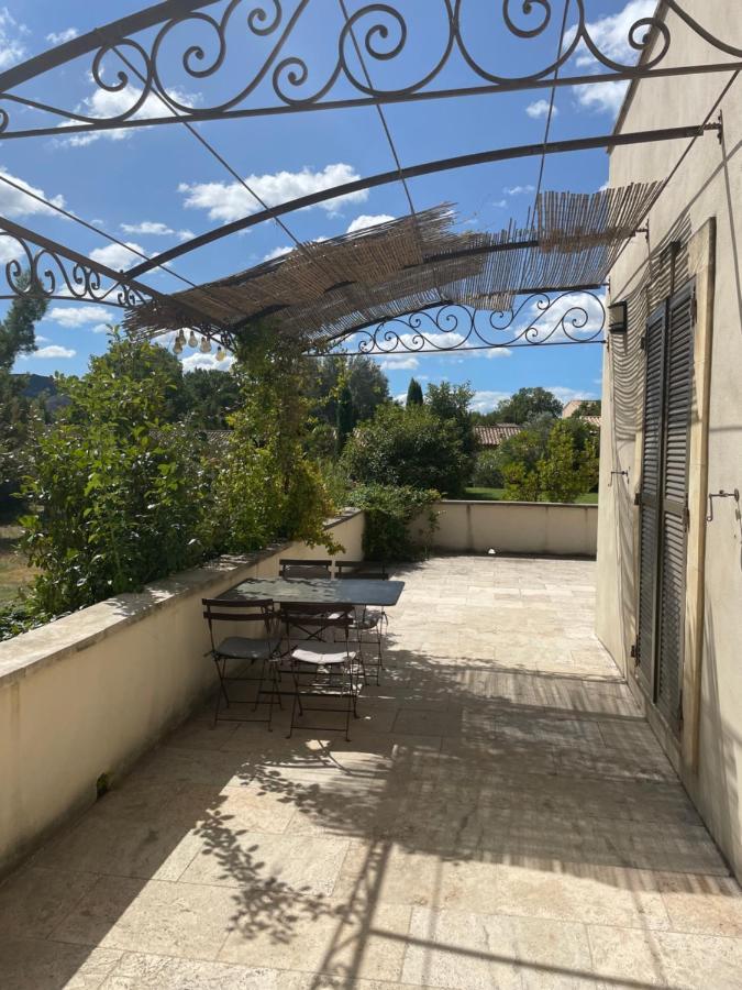 Appartement Dans Bastide A Saint Remy De Provence Exterior photo